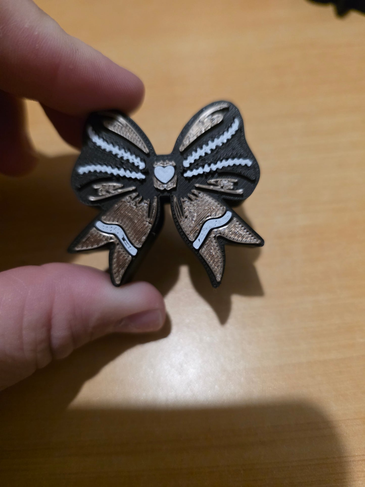 Bow straw topper