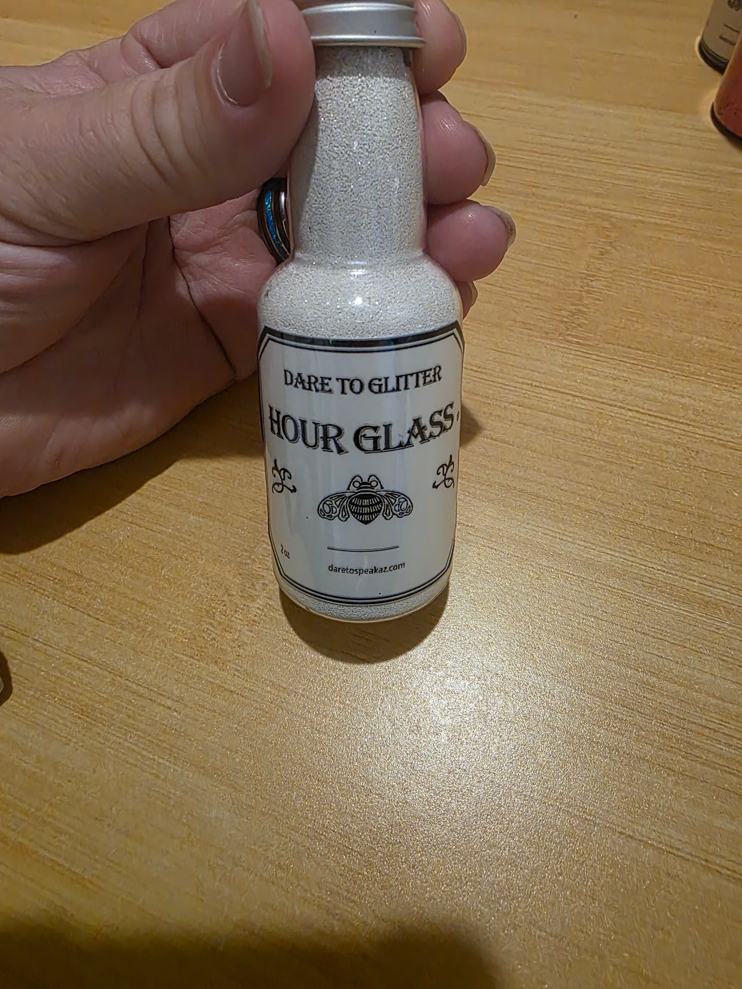 #746 Hour Glass Fine Glitter