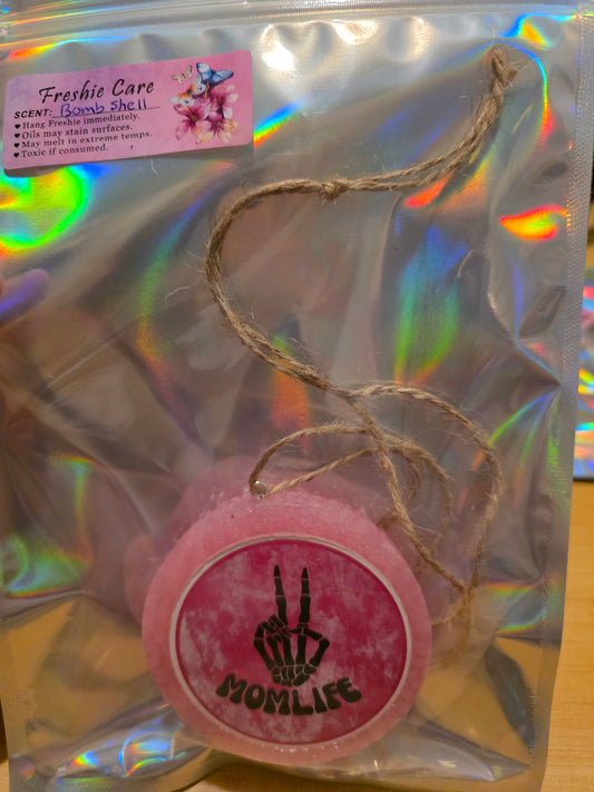 Mom Life Skull Hand  (Bomb Shell Scent)